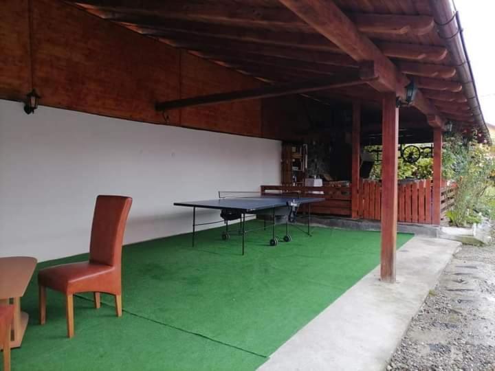 Pensiunea Brezu Sighetu Marmaţiei Εξωτερικό φωτογραφία